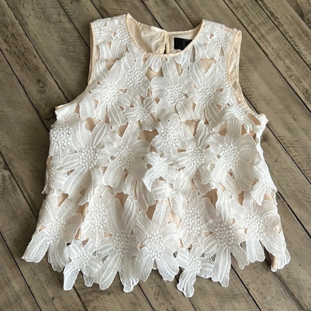 Dolce Vita Lace Floral Top Size S